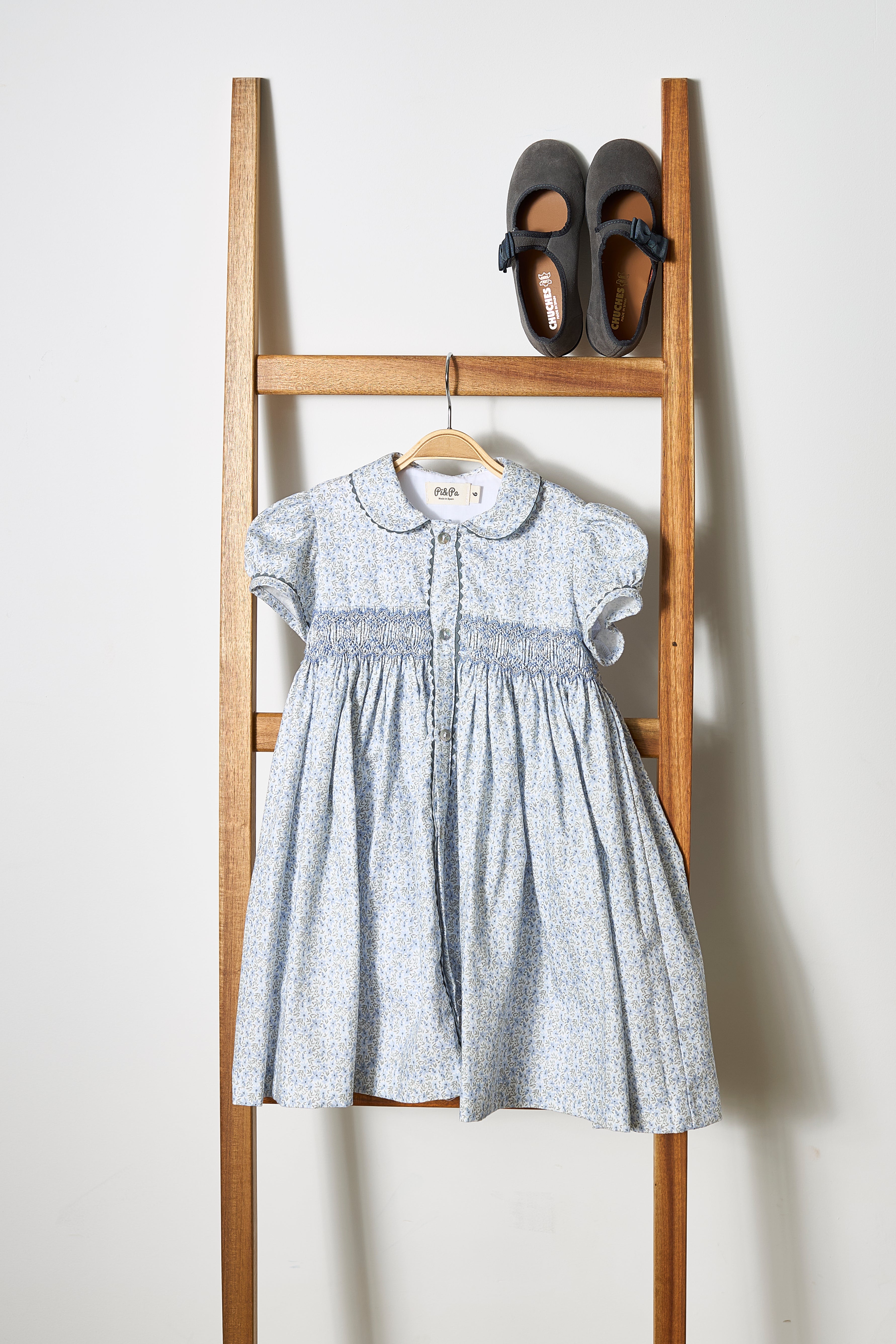 Girls Renata Smock Emb Dress (Kid)