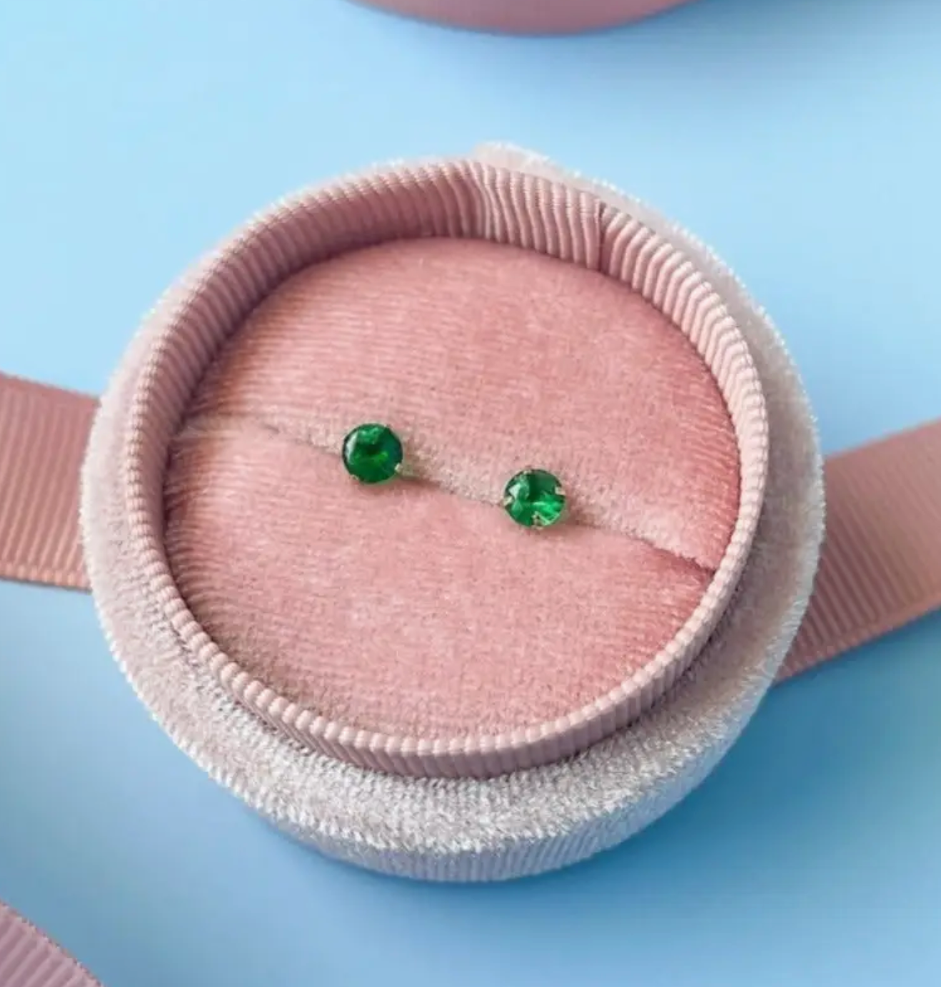 Emerald Stud