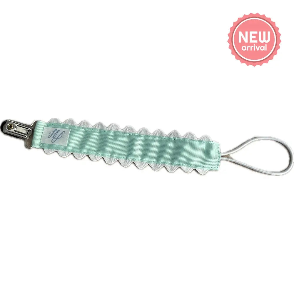 Paci Clip