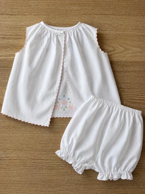 White/Pink Flowers Diaper Set