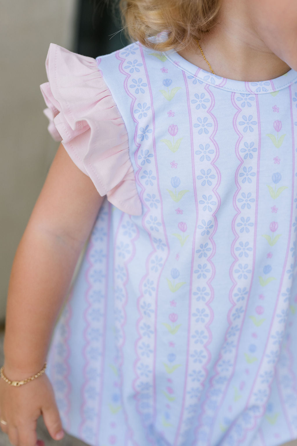 Floral Scallop Blake Bubble