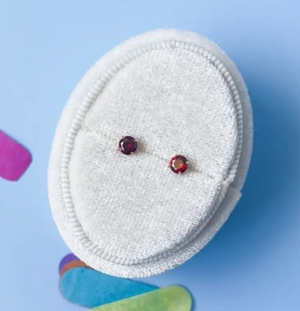 Garnet Stud