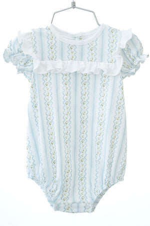 Winter Lily Ruffle Bubble