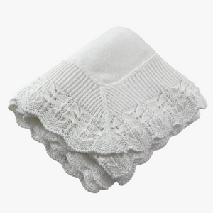 Baby Blanket with Scallop Lace Border